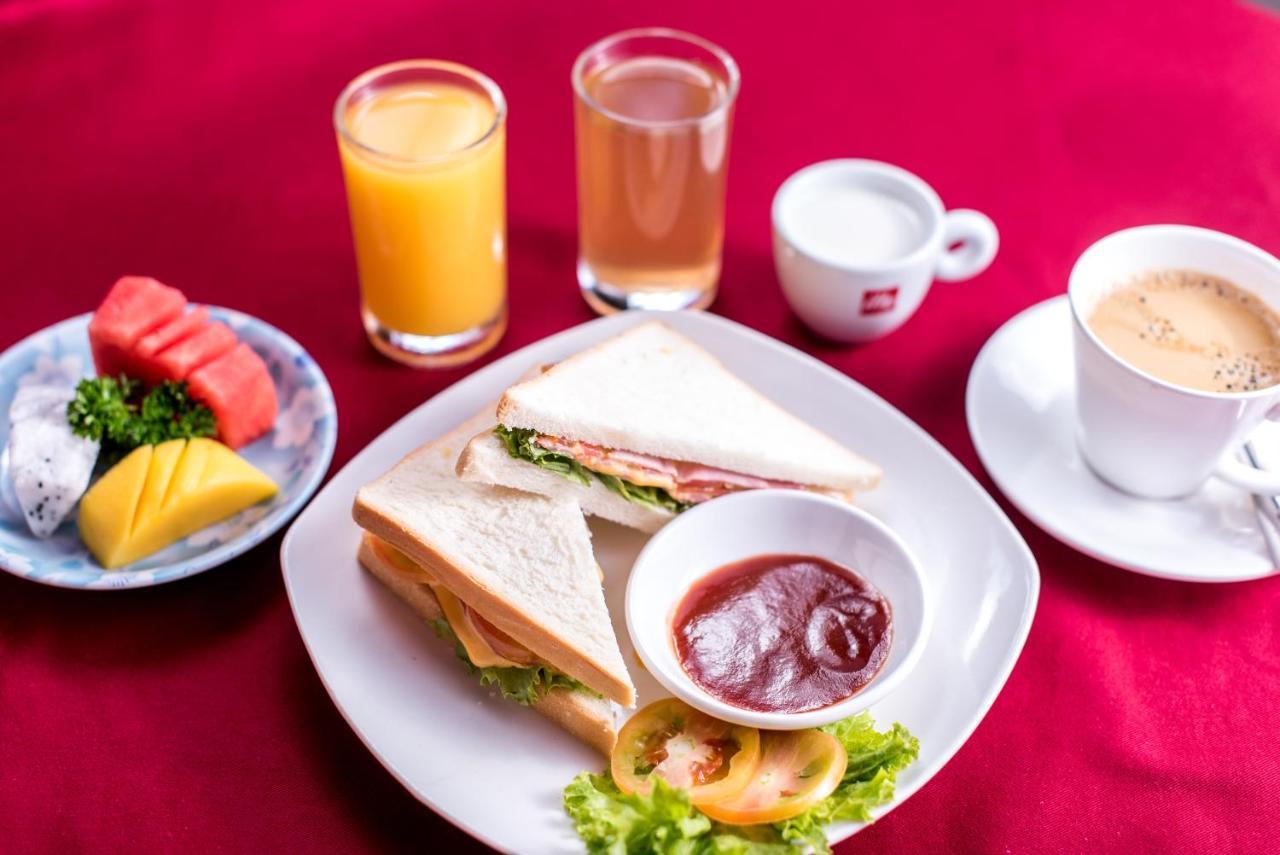Comoda Casa Hotel シェムリアップ エクステリア 写真