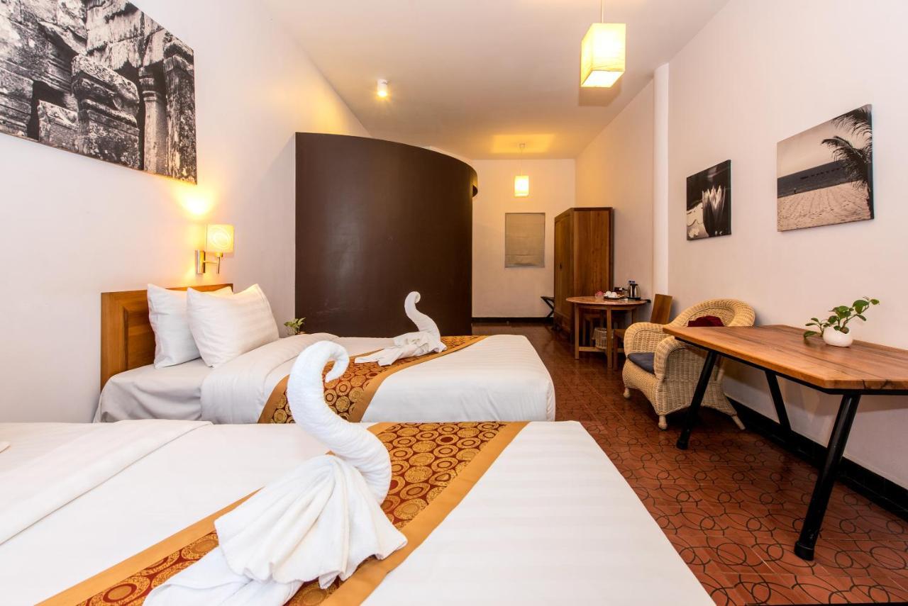Comoda Casa Hotel シェムリアップ エクステリア 写真