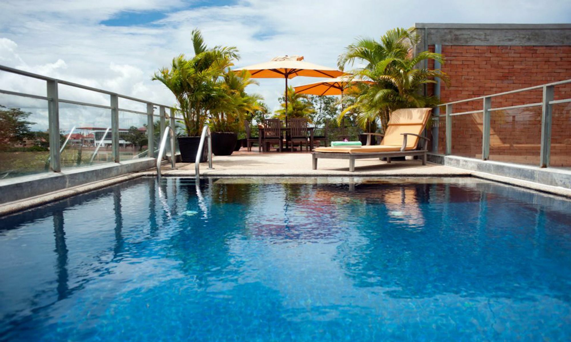 Comoda Casa Hotel シェムリアップ エクステリア 写真